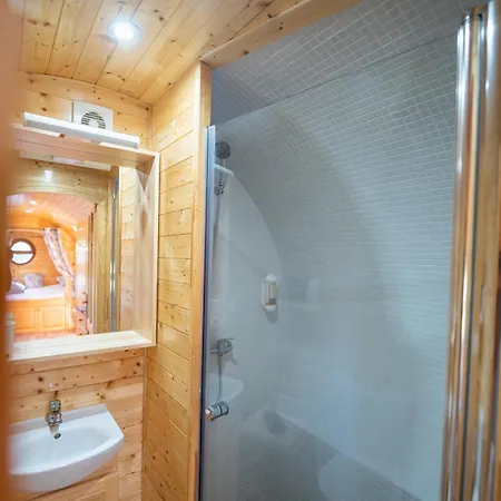 Domaine Des Grandes Cotes Kır Evi Target