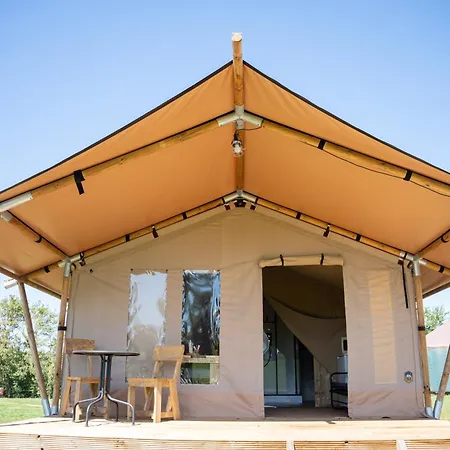 カントリーハウス Domaine Des Grandes Cotes タルゲ