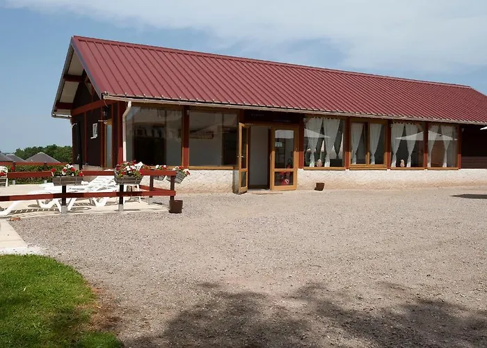 Летний дом Domaine Des Grandes Cotes